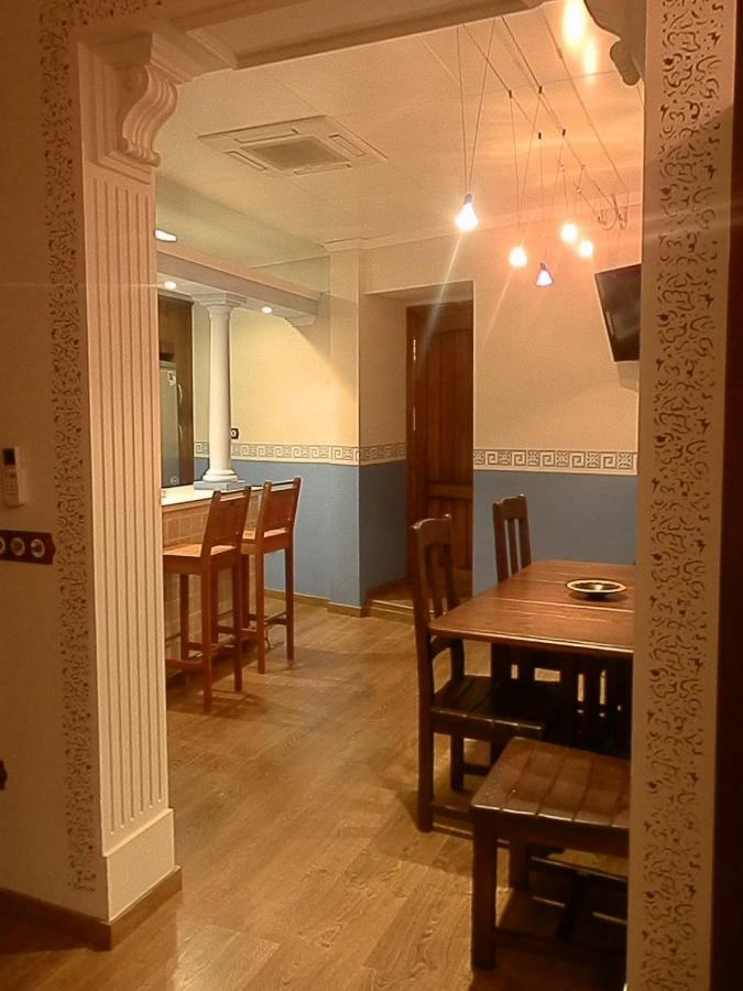 Apartment -1-igual Que Tu Casa, Garaje Gratis, En El Centro Ubeda (Andalucia)